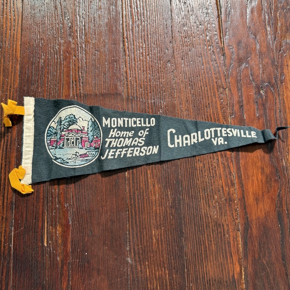 VTG 1960s Monticello Felt Pennant Black Thomas Jefferson Charlottesville VA